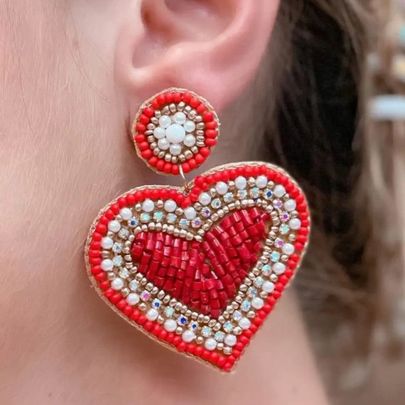 NWT- Beaded Heart Earrings. Retail $45 - Picture 3 of 4